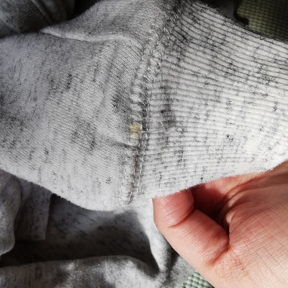 Ardene Sweater - Picture 3 of 3